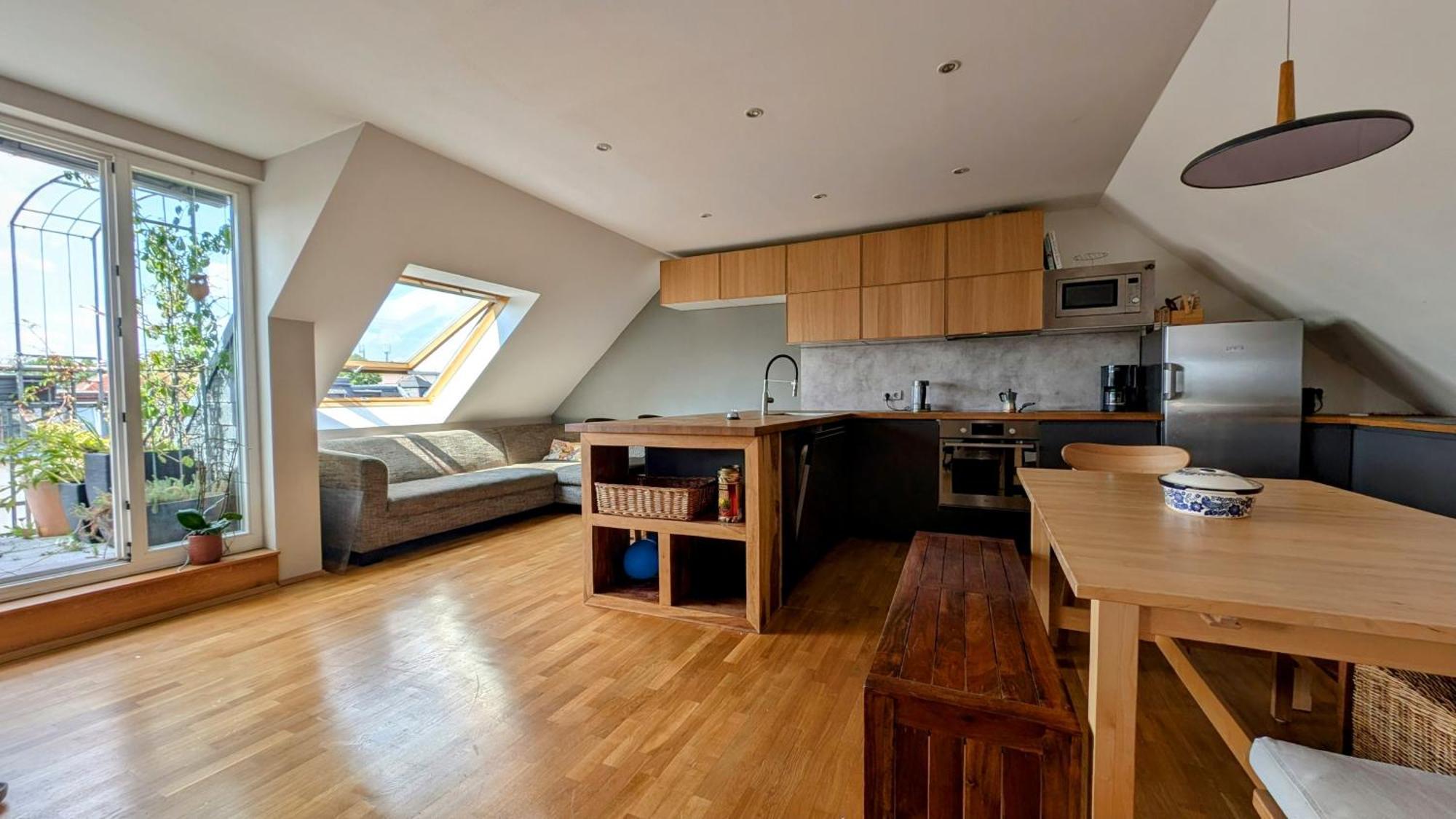 Grosszuegige Maisonette Ueber Dem Leipziger Zentrum *